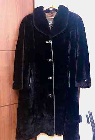 Шуба женская натуральная удлиненная мутоновая с норкой Макеевка