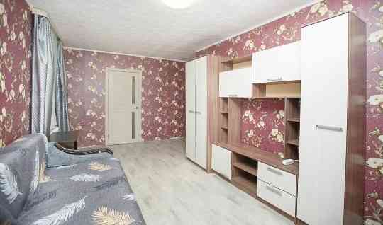 Сдаю трехкомнатную квартиру Петровский район Донецк