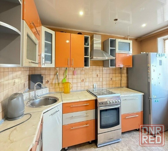 Сдаю трехкомнатную квартиру Киевский район Донецк - изображение 1