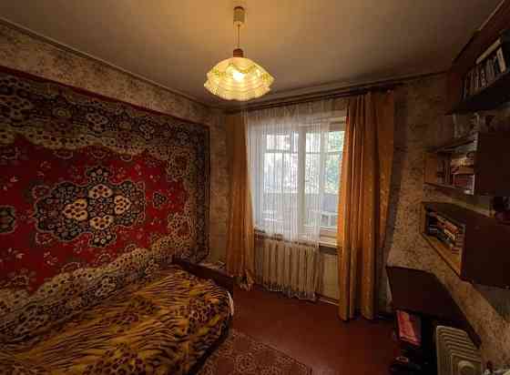 Продам 4-х комн квартиру в Центре города Луганск Луганск