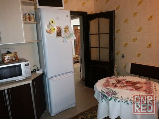 Сдаётся однокомнатная квартира Кировском районе, Текстильщик. Донецк - изображение 3