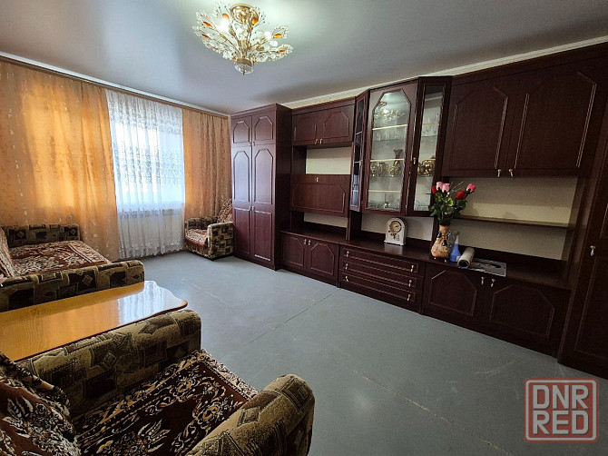 Продажа Дома с гаражом в Ленинском районе, Ориентир Соловки, ленинский исполком Донецк - изображение 1