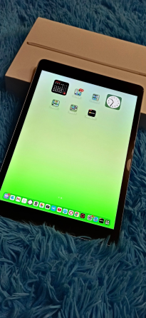 Apple iPad 9 - 64GB - Идеальное состояние Макеевка