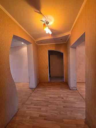 Продам 3-х комнатную квартиру, Гвардейка, ул. Туполева, ориентир-ост. Леваневского. Макеевка