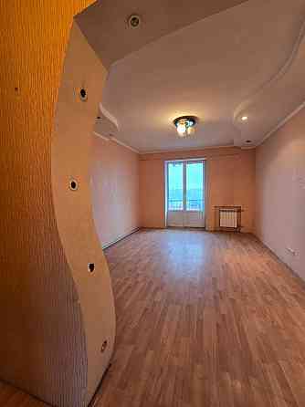 Продам 3-х комнатную квартиру, Гвардейка, ул. Туполева, ориентир-ост. Леваневского. Макеевка