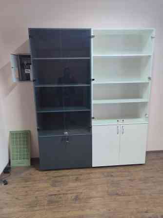 Продам шкафы торговые Донецк