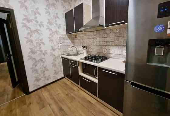 Сдается просторная двухкомнатная квартира в Кировском районе. Донецк