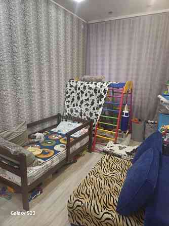 Продам 2к Красная Площадь 2 Сталинка Луганск