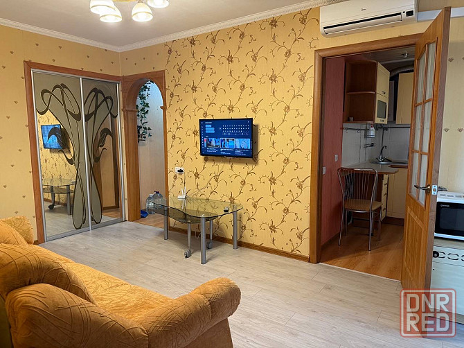 Посуточно! Сдам 3 ком. кв. Центр Донецка, Ворошиловский район, Проспект Ватутина, Звездочка Донецк - изображение 1