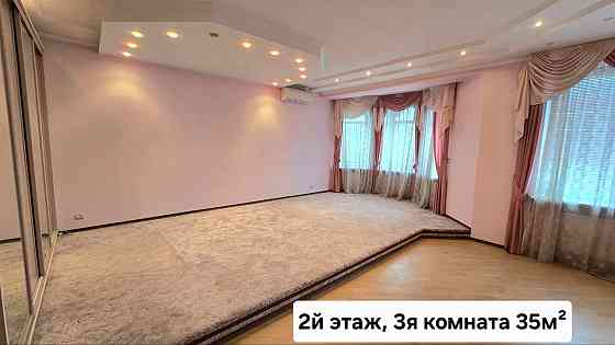 2 дома 225м² и 75м² на участке земли 9 соток. Донецк