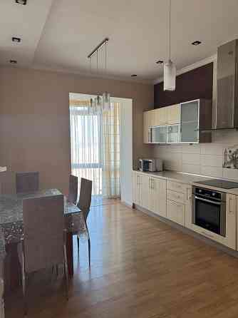 Продам 2к кв новострой Постышева Донецк