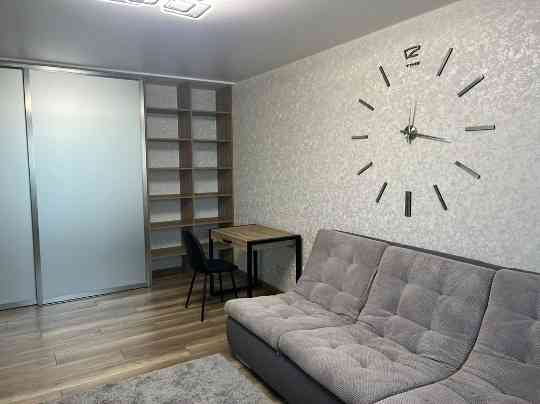 Сдам отличную 2-комнатную квартиру Буденовский р-н Донецк