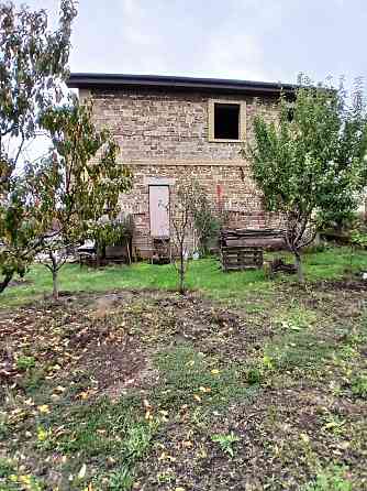 Продаётся 2-х этажный дом в Центральном районе по ул. Головина (ориентир 20 -23 мкр). Мариуполь