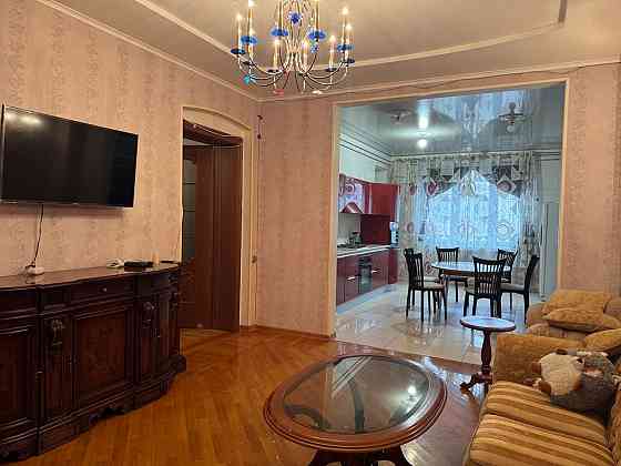 Сдается большая 3-комнатная квартира (160 м²) на пер. Орешково - идеально для семьи Донецк