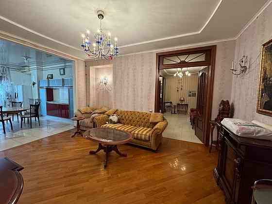 Сдается большая 3-комнатная квартира (160 м²) на пер. Орешково - идеально для семьи Донецк