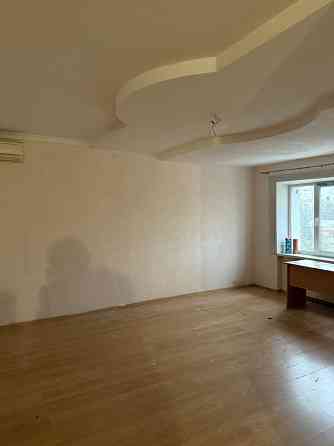 Срочно Продам 3км.кв с автономным отоплением.Бахчиванджи пр-кт.Строителей. Мариуполь