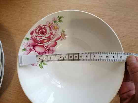 Продам тарелки салатники ссср Донецк