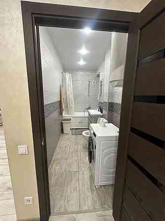 Сдается 3-комнатная квартира в г. Мариуполь, Центральный район, пр. Мира, 4 этаж 65 м Мариуполь