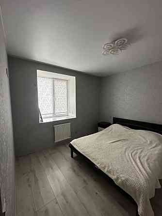 Сдается 3-комнатная квартира в г. Мариуполь, Центральный район, пр. Мира, 4 этаж 65 м Мариуполь