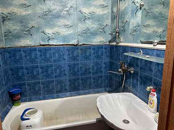 Продам 3-к. кв. , Петровский р-н, м-н Тихий, ул. Щипачева Донецк