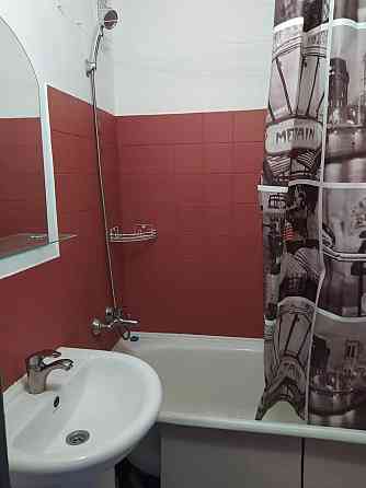 Сдаётся: Трёхкомнатная квартира Мариуполь, Центральный район, Кирова. 1/9 этаж Мариуполь