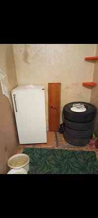 сдам 1 комнату ленинский р. конти мельница 5000 р. все включено залог 50%,,. Донецк