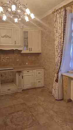 4 комнатная 160м.кв,Ворошиловский район,Донецк Донецк