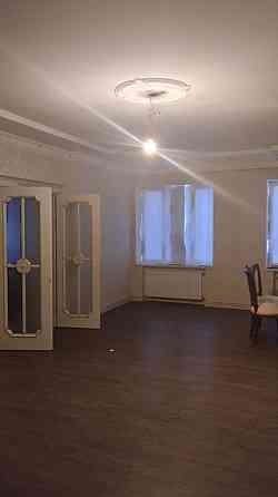 4 комнатная 160м.кв,Ворошиловский район,Донецк Донецк