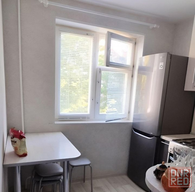 Сдаю однокомнатную квартиру 32.0 м² этаж 4/5 Киевский район города Донецка, Университетская улица, 9 Донецк - изображение 3