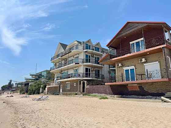 Вилла-пансионат «Белый Лев» на Белосарайской косе - действующий прибыльный бизнес у моря Мариуполь