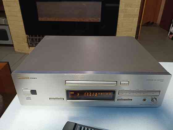 Проигрыватель CD дисков "Onkyo" Integra DX-7711 Донецк