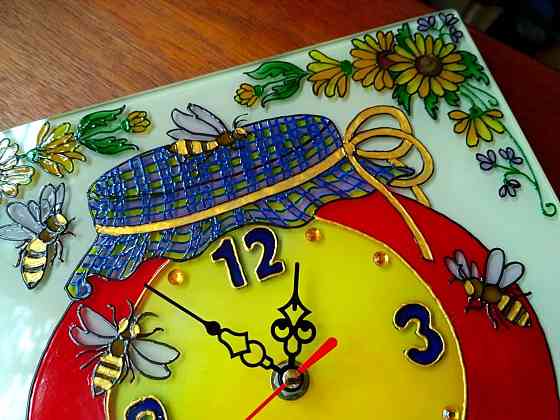Часы витражные "Пчёлки", 25 на 25 см. Донецк
