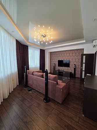 Предлагаем крупногабаритную 2- ком. квартиру в новострое в диске пр. маяковского в отличном состояни Донецк