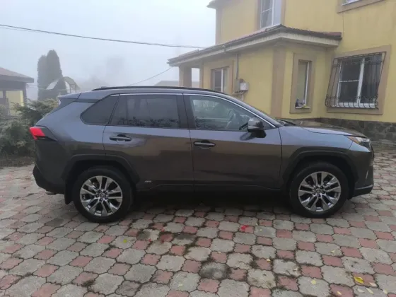 Продам Toyota RAV 4 2022 Hybrid Донецк