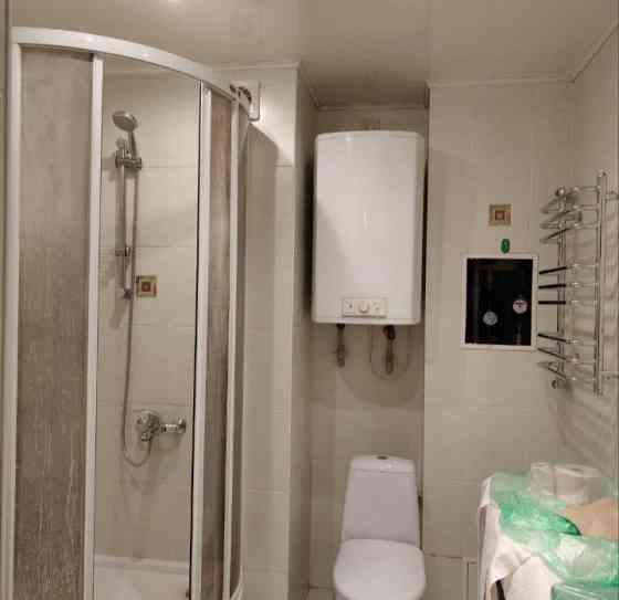 Крупногабаритная 1 ком. квартир 45 м2 в р-не ж/д вокзала в хорошем состоянии, Донецк