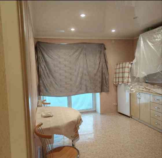 Крупногабаритная 1 ком. квартир 45 м2 в р-не ж/д вокзала в хорошем состоянии, Донецк