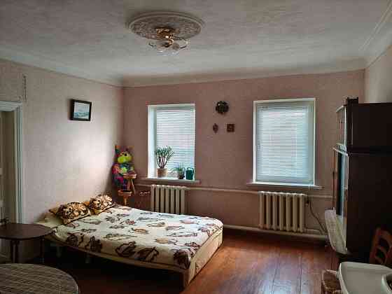 Дом, пл. Бакинских комиссаров Донецк