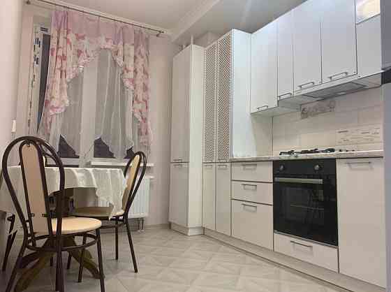 Сдаётся 1-комнатная квартира в Мариуполе, Центральный район, пр-кт Ленина, возле центрального ЗАГСа Мариуполь