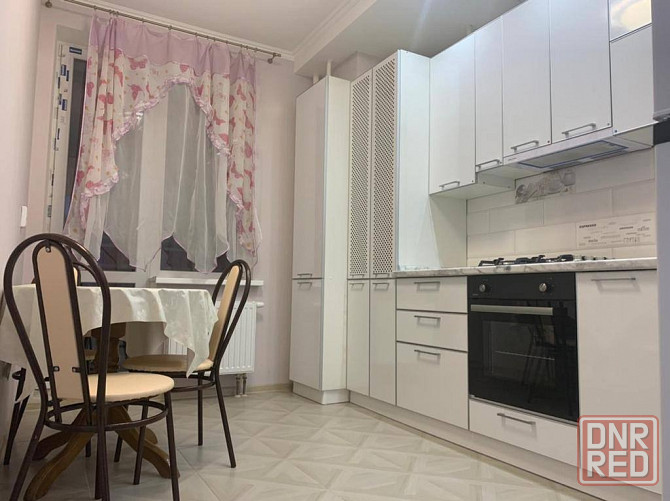 Сдаётся 1-комнатная квартира в Мариуполе, Центральный район, пр-кт Ленина, возле центрального ЗАГСа Мариуполь - изображение 2