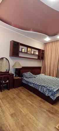 Сдам 3-х комнатную 130 м² в Новострое, Ворошиловский р-н. Два санузла .Паркинг. Донецк