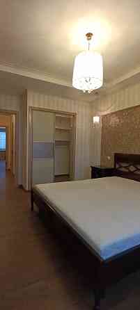 Сдам 3-х комнатную 100 м² в Киевском р-не. Ремонт. Всё необходимое есть. Подземный паркинг. Донецк