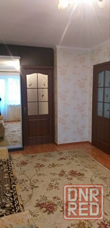 Сдам уютную трехкомнатную квартиру в Кировском районе, ориентир Текстильщик, Донецк - изображение 1