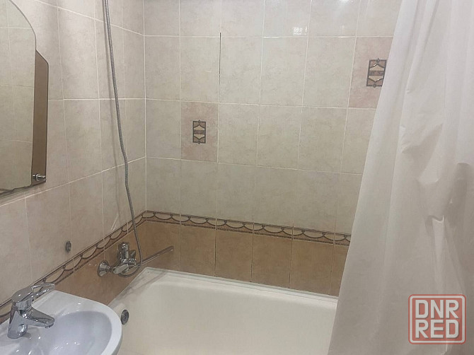 Сдам 1-комнатную квартиру в Ворошиловском районе, Донбасс Арена. Донецк - изображение 4