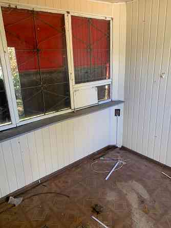 Продам Металлический Торговый Киоск Донецк