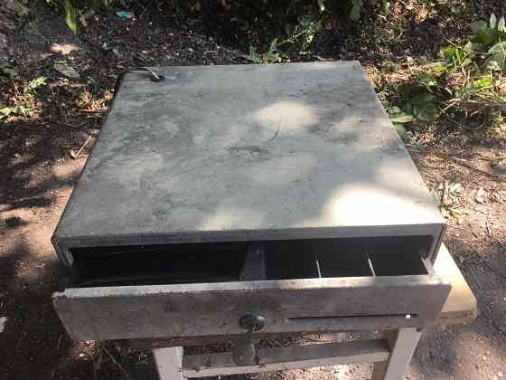 Ящик от кассового аппарата, сейф. Донецк