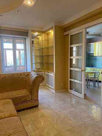 Отличный вариант для любителей центра города! Донецк