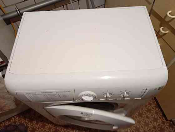 Продам стиральную машину Аристон Донецк