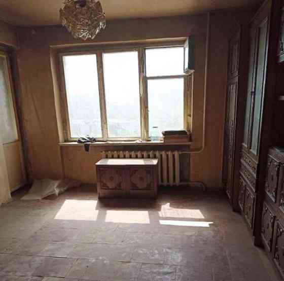 Продам 2к.кв. Кировский р-н. мкр. Текстильщик. Ориентир поликлиника 27. Донецк