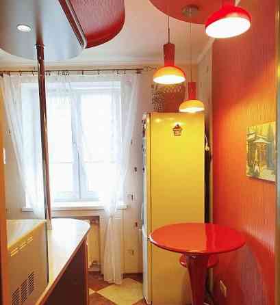 Продам 2к.кв. Кировский р-н. мкр. Текстильщик. Ориентир кафе Баку. ул. Высоцкого. Донецк