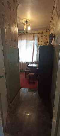 Продается 3-х комнатная квартира на земле 55,5 кв,с огородом, гаражом (имеется погреб) ,летней кухне Макеевка